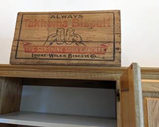 Wooden cracker crate