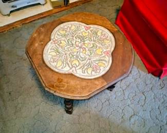 octagon table