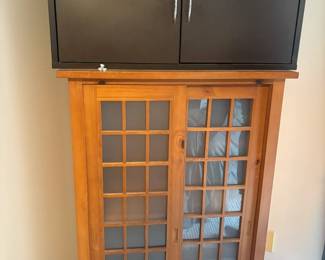. . . cute cabinets