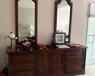 This is a five piece set. Possible Henredon, dark oak, King size bed with two box springs and clean and nice Sealy Mattress Wardrobe cabinet with shelves and drawers and two nightstands, 