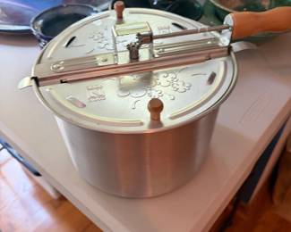 Popcorn popper