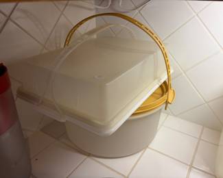 Tupperware 