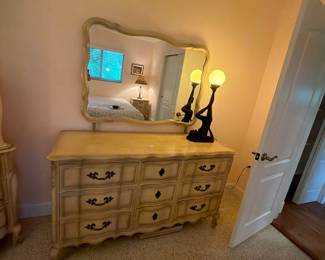 1960’s French Provencial 9 drawer dresser