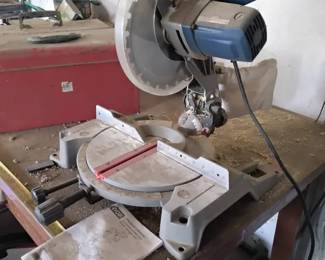 Ryobi 10in Compound Miter Saw