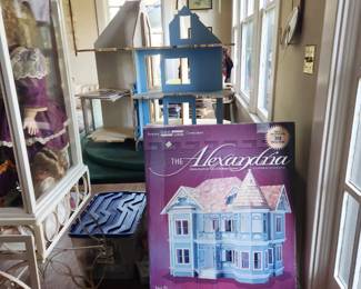 Doll house
