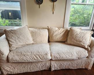 Sofa 6'