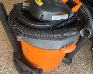 SHOP VAC