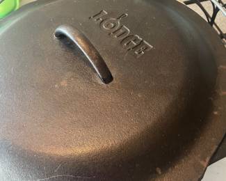 huge lodge cast iron pan huge !!