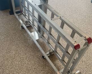 UNIVERSAL RACK - APPROX 50' OR SO