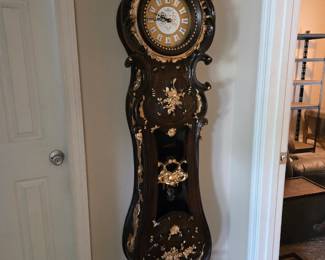 Baroque/European-Style Grandfather Clock. Polyresin with gold embellishments. Beautiful Chimes