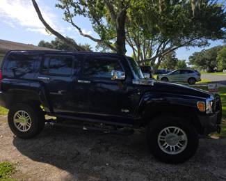 2007 H3 Hummer, Midnight Blue 134,400 Miles. 5 cylinders, 4 wheel drive, tow package, new rotors, fan belt, radiator, water pump, thermostat, headlights & taillights. Leather interior. GPS, Rear Camera. Tow Package