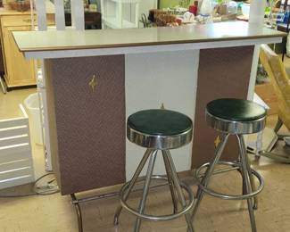 Mid-century modern atomic style home dry bar