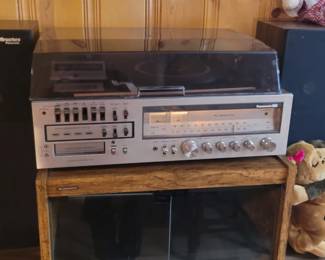 Panasonic LTD stereo receiver with 8-track player cassette player and phonograph with Panasonic speakers