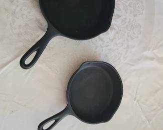 Wagner cast iron skillets