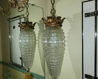 Mid-century modern Hollywood regency pineapple hanging swag pendant lights