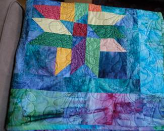 91"x75" machine quilt
