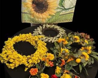 Floral Spring Wreaths w Sunflower Flag