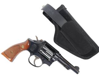 smith & Wesson revolver