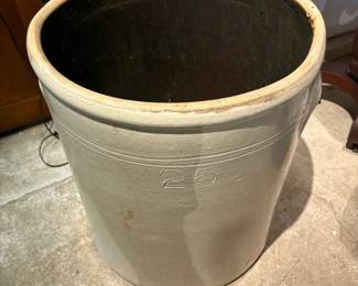 25-Gallon Stoneware Crock