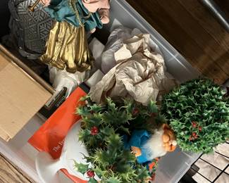 Assorted Christmas decorations – still going through!