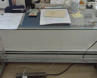 Computer desk