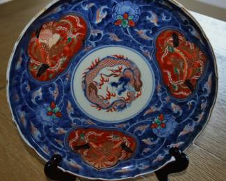 IMARI bowl with dragons
