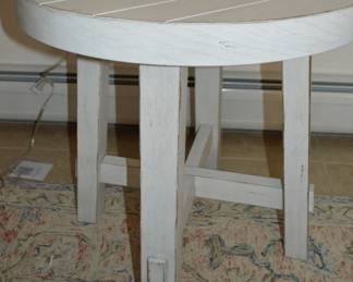 Round wooden accent table
