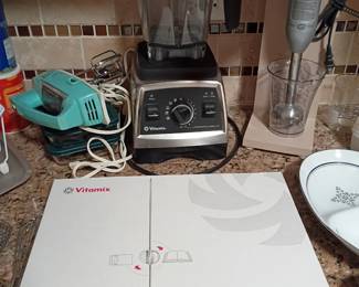 Vitamix , emulsion mixer and vintage mixer