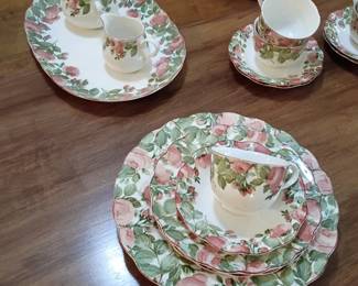 Modern dishware , microwave safe