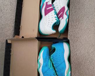 Women's Prince T22 tennis shoes sz9