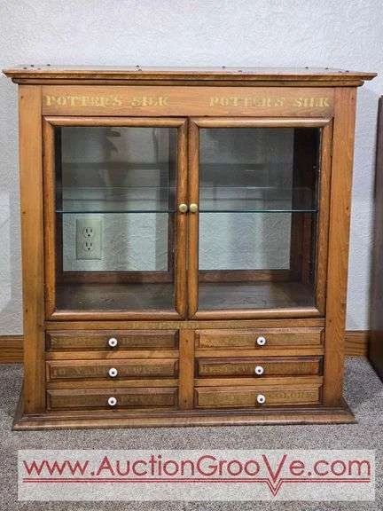 1 Potters Silk Thread Cabinet