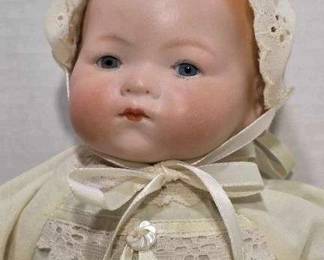 Antique Armand Marseille Dream Baby Doll