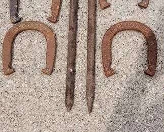 1 Old School Top Ringer Horseshoes with horseshoe stakes