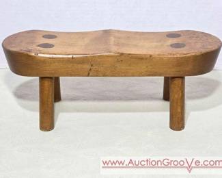 1 Small Foot Stool.