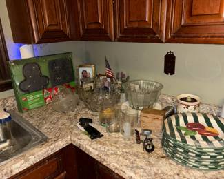 kitchenware