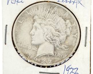1922 Peace Dollar US 90% Silver Coin, Uncirculated Condition, Display Case