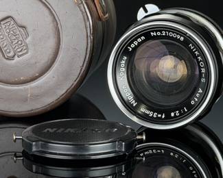 Nikon Nikkor-S Auto 35mm f/2.8 Vintage F Mount Lens with Case & Cap