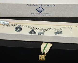 Vintage Cub Scout Den Mother 10K Gold Filled Training Medal & Sterling Silver Charm Bracelet w/ Box