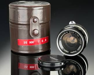 Vintage Nippon Kogaku Nikkor-S Auto 35mm f/2.8 F-Mount Lens with Original Case
