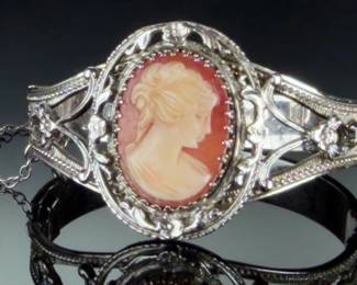Vintage Whiting & Davis Cameo Hinged Bracelet Silver-Tone Filigree Bangle