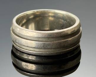 Tiffany & Co. Vintage 1995 Sterling Silver Grooved Band Ring Size 11.5