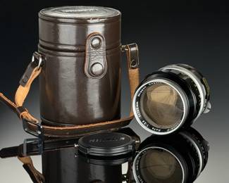 Vintage Nikon Nikkor-P Auto 105mm f/2.5 F-Mount Portrait Lens with Case