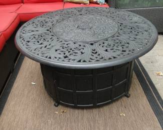 Round propane fueled firepit