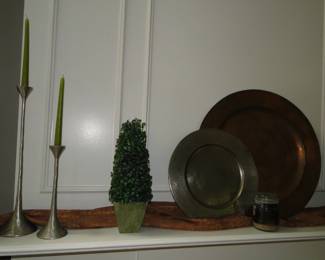 Yes all of these decorative items are also for sale too