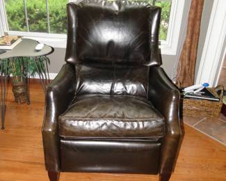 Comfortable leather chair, #1
