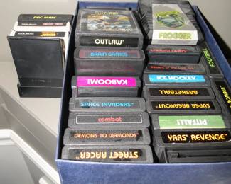 Atari game cartridge's 