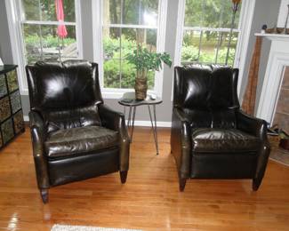 Joined by comfortable leather chair #2, in for the twin win!