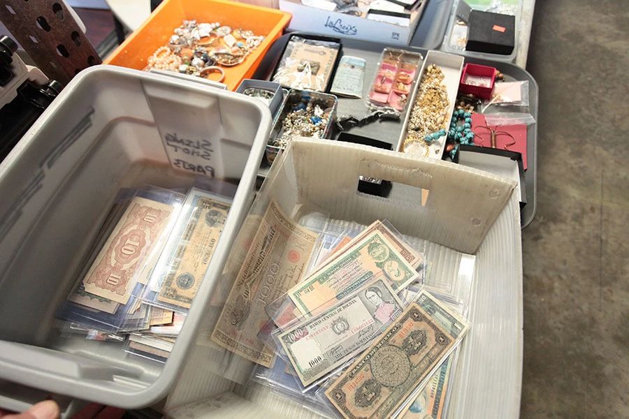 currency, notes