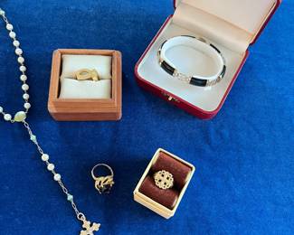 14k gold James Avery Ichthus and Jerusalem Cross rings, rosary, smoky quartz ring and Asian bracelet