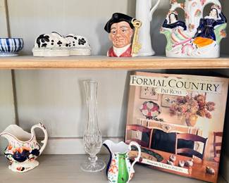 Staffordshire figurines